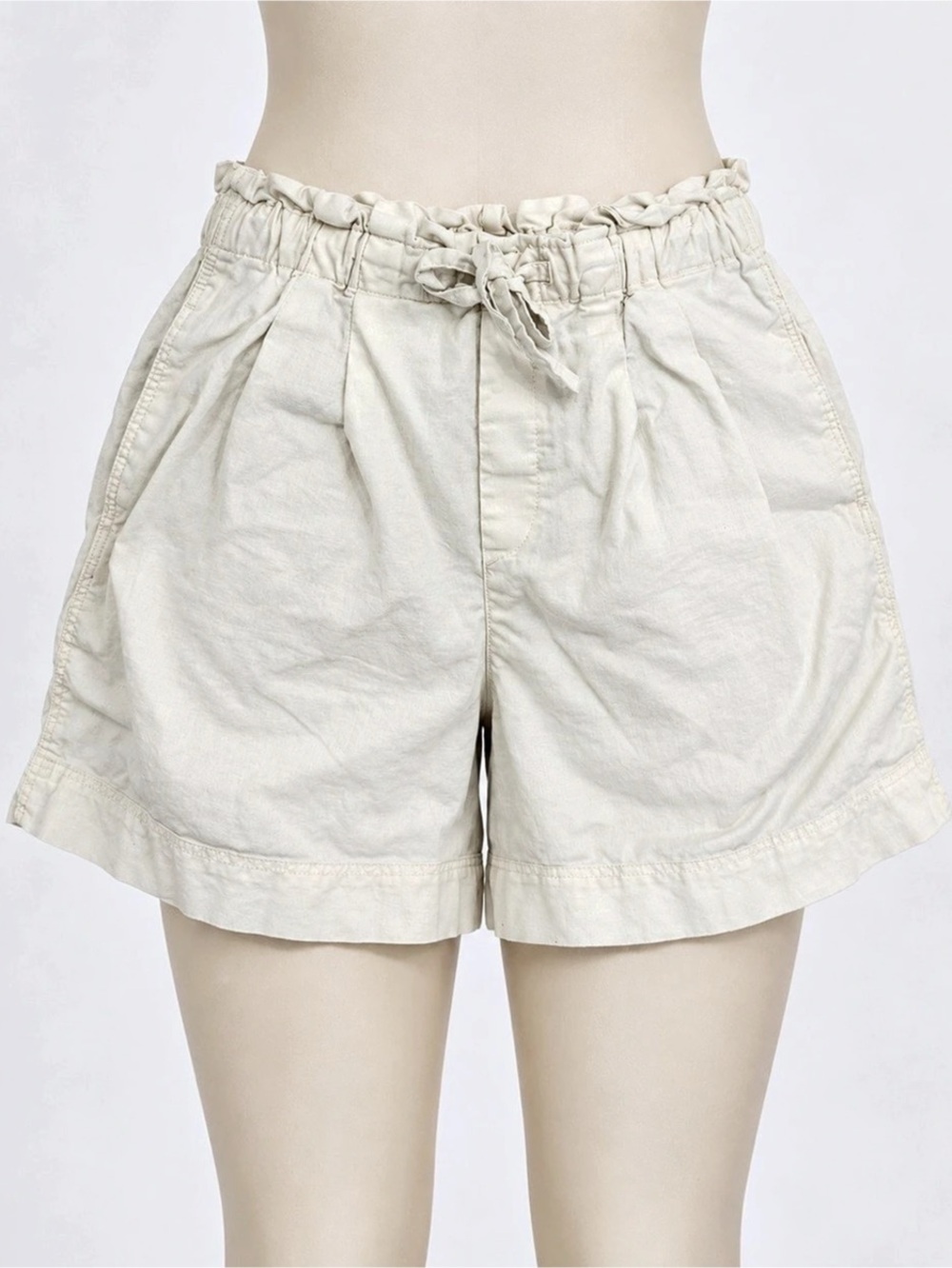 Uniqlo Women’s Cream Linen Blend Paperbag Shorts Size Small